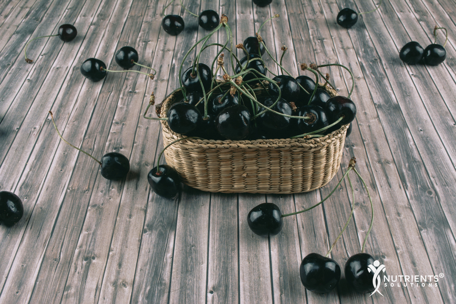 9 Black Cherry Benefits: How the Plant Pigment in Black Cherries Fights Aging and Disease 